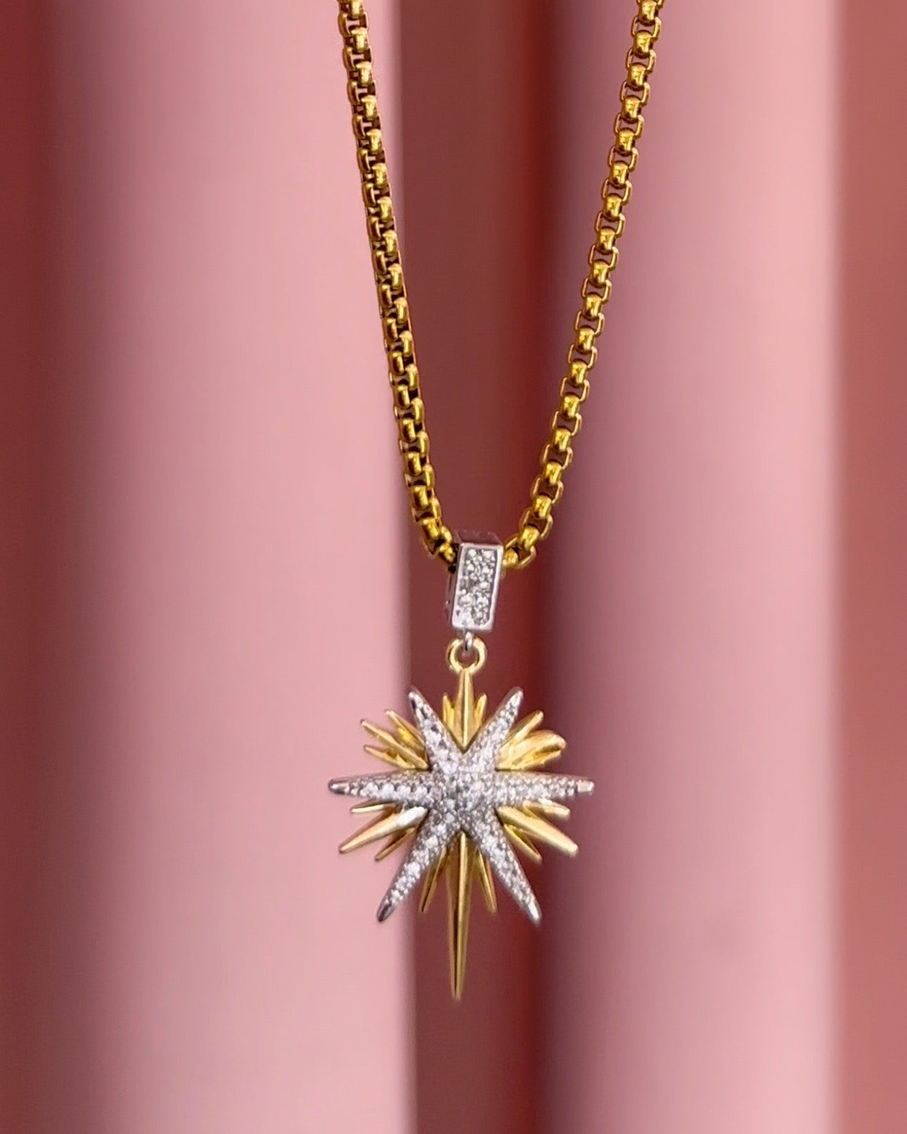 Cadena Estrella VI