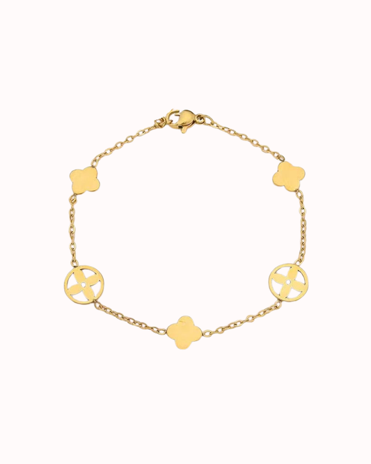Golden clover bracelet
